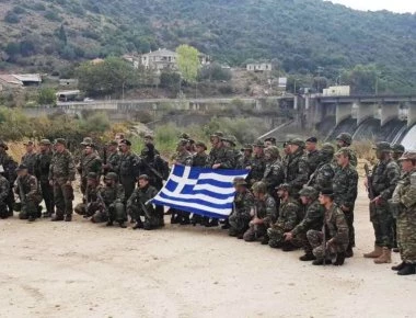 Στα όπλα οι Εθνοφύλακες του ΤΕΘ Καλπακίου υπό το βλέμμα του Διοικητή της 1ης Στρατιάς/EU-OHQ (φωτό)
